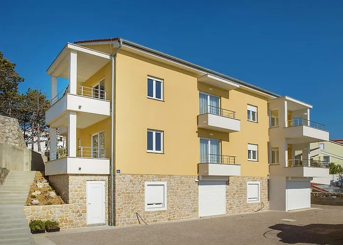 Apartments Capic Marin